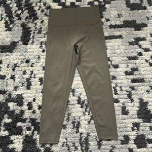 NWOT Aerie Chill Play Move Seamless Olive Green Waistband Free Leggings L